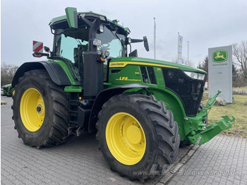 Tractor JOHN DEERE