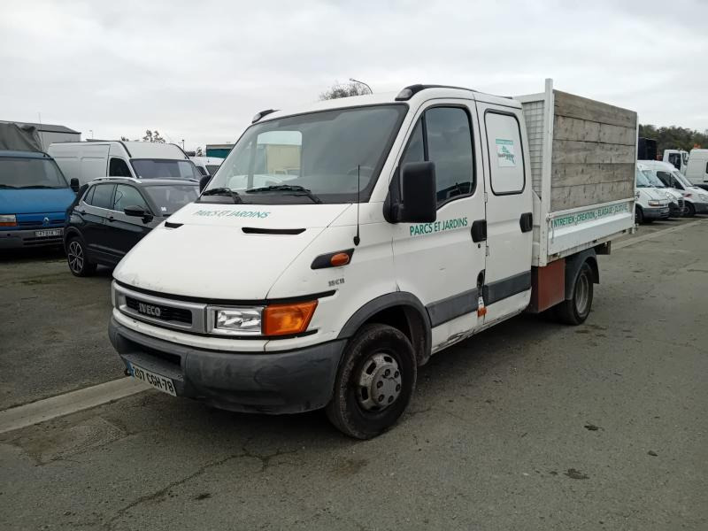 Kipper bestelwagen Iveco Daily 35C 11