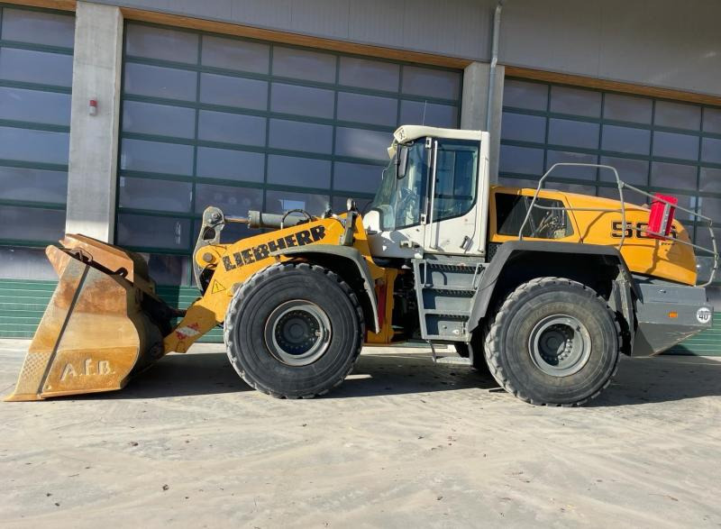 Wiellader Liebherr L566 X-Power