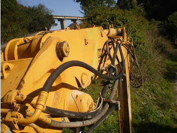 Mobiele graafmachine LIEBHERR A 900