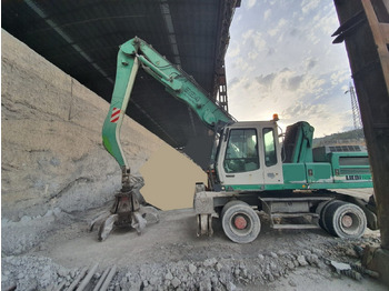 Overslagkraan LIEBHERR A 924