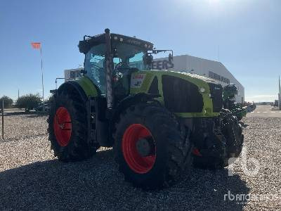 Tractor CLAAS AXION 920