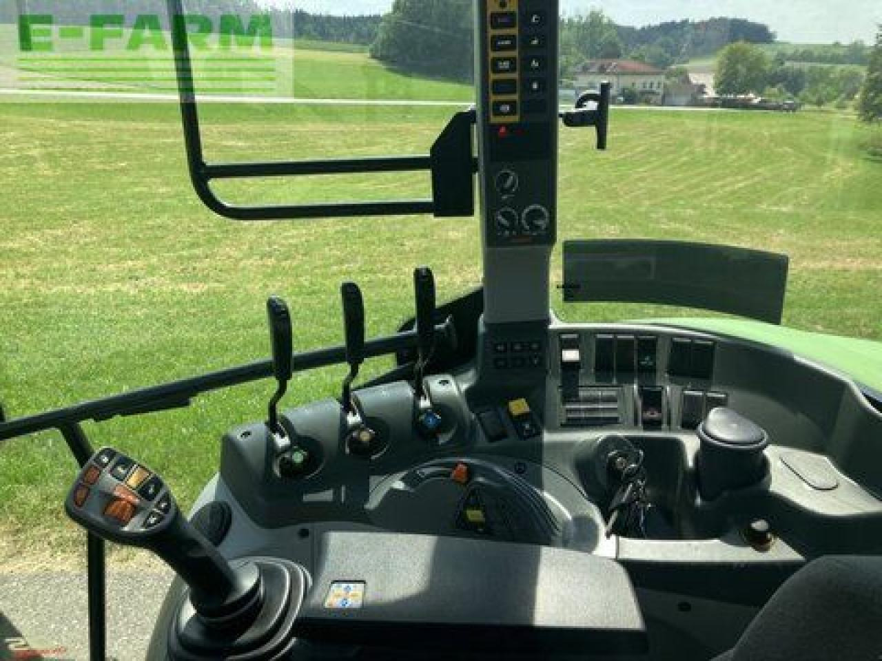 Tractor CLAAS arion 450 cis panoramic CIS