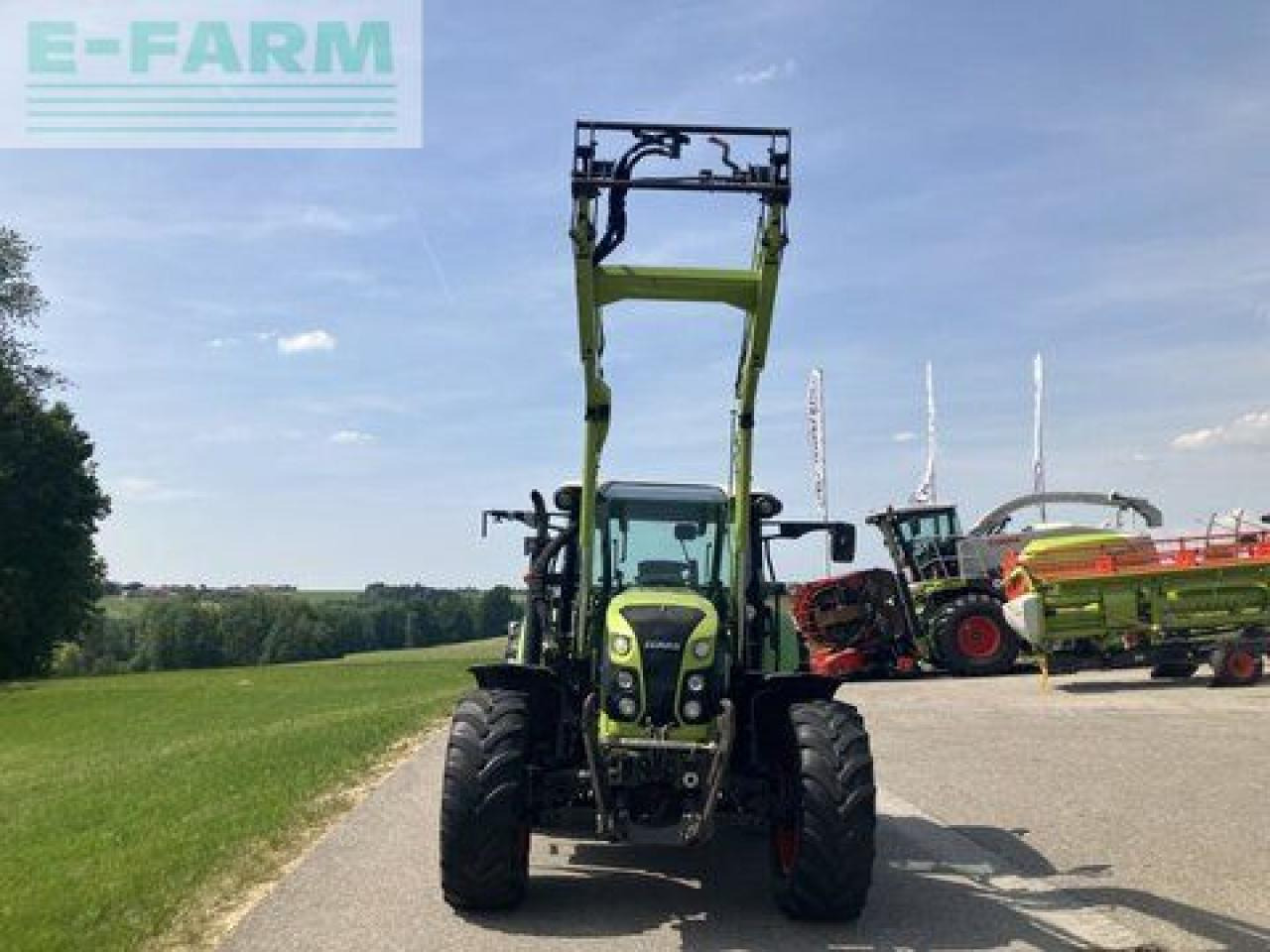 Tractor CLAAS arion 450 cis panoramic CIS