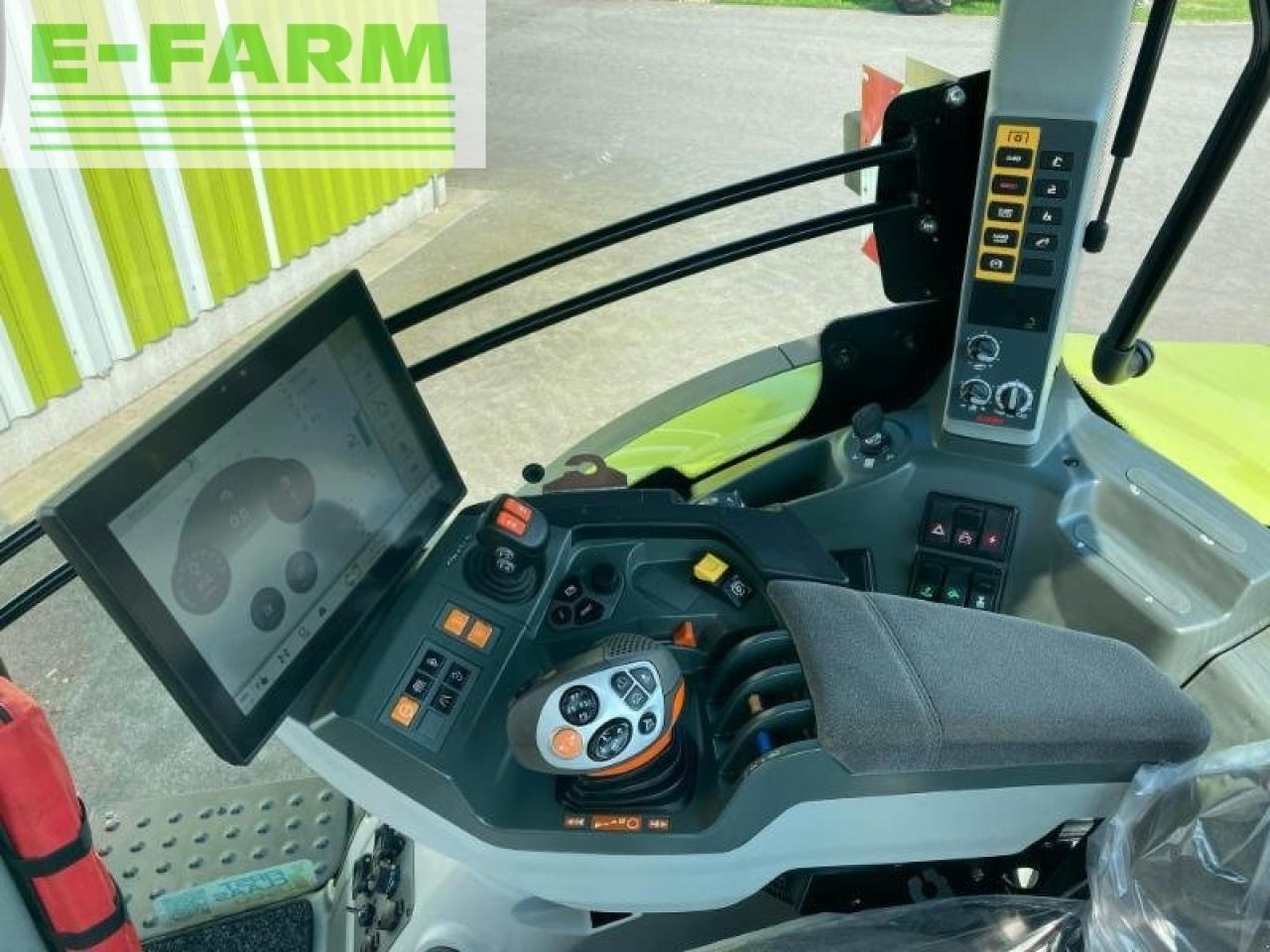 Tractor CLAAS arion 650 cebis