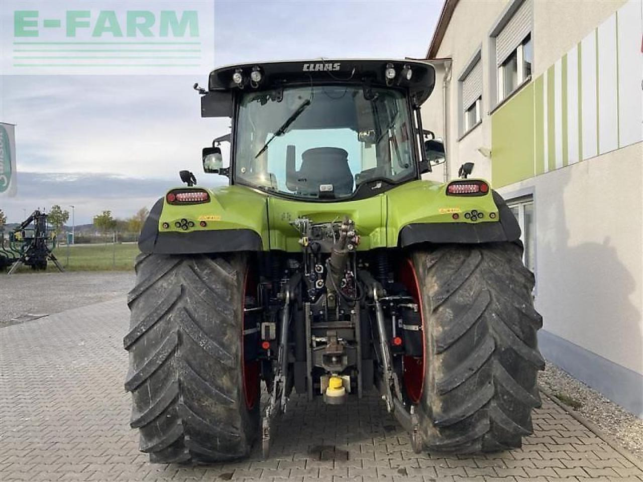 Tractor CLAAS arion 650 cmatic cebis CMATIC CEBIS