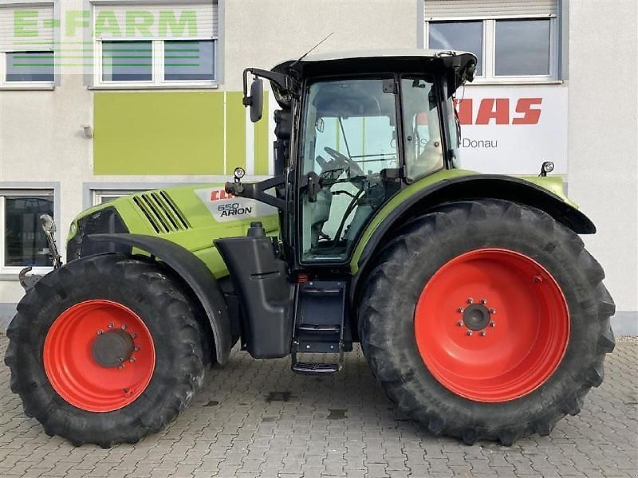 Tractor CLAAS arion 650 cmatic cebis CMATIC CEBIS