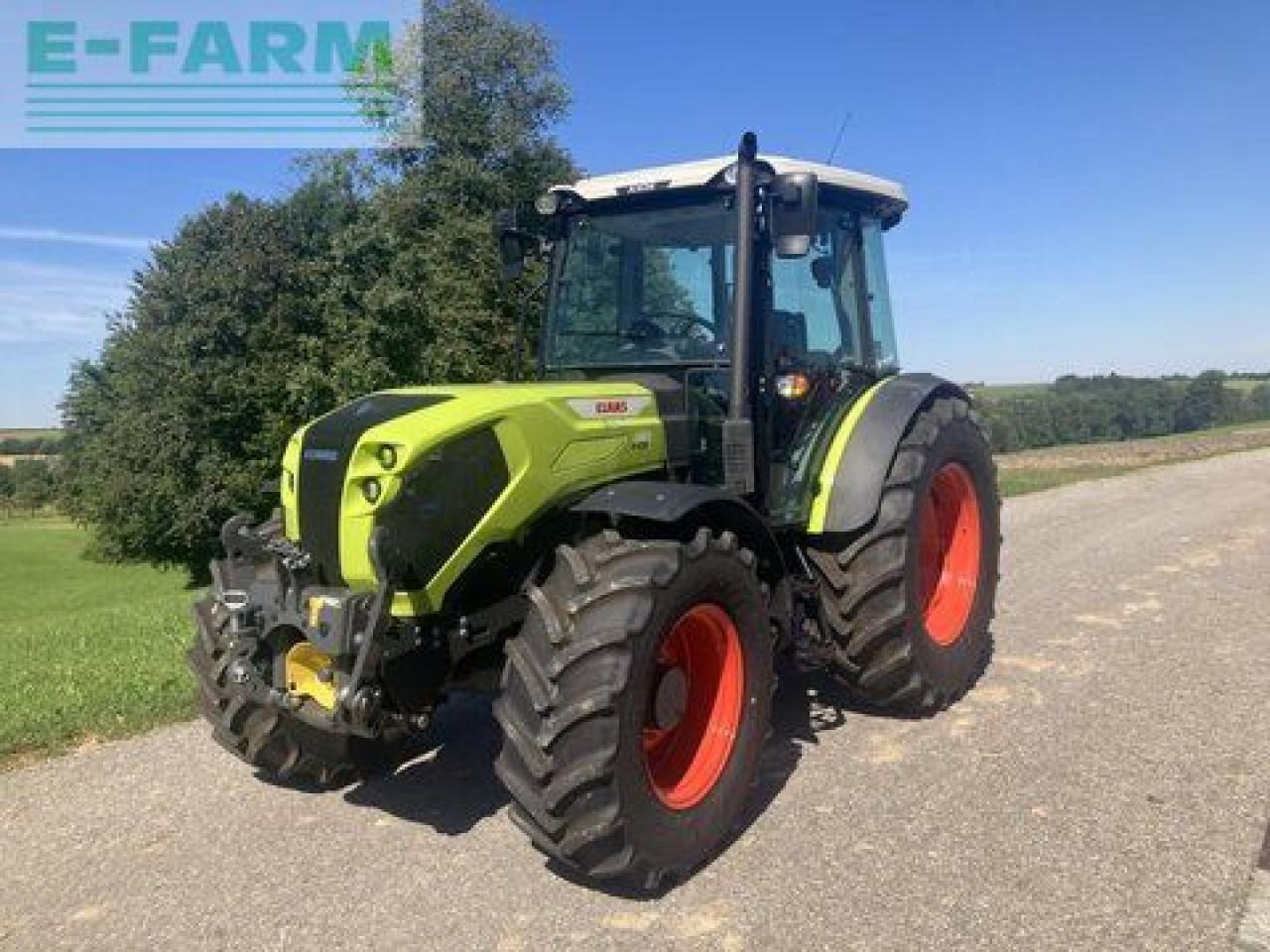 Tractor CLAAS axos 240