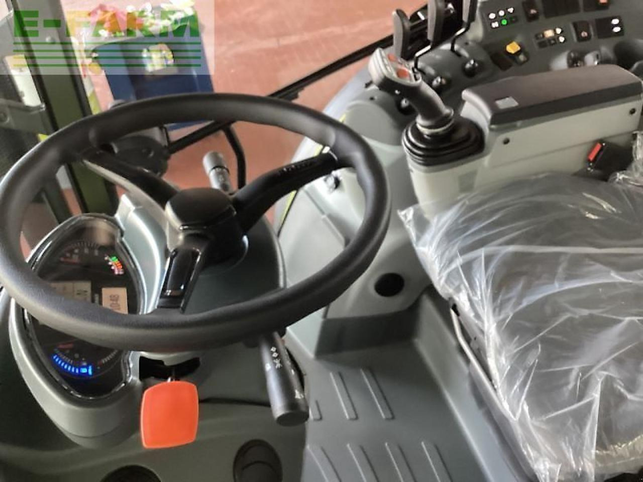 Tractor CLAAS traktor arion 420 adva