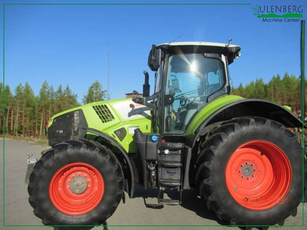 Tractor Claas Axion 810