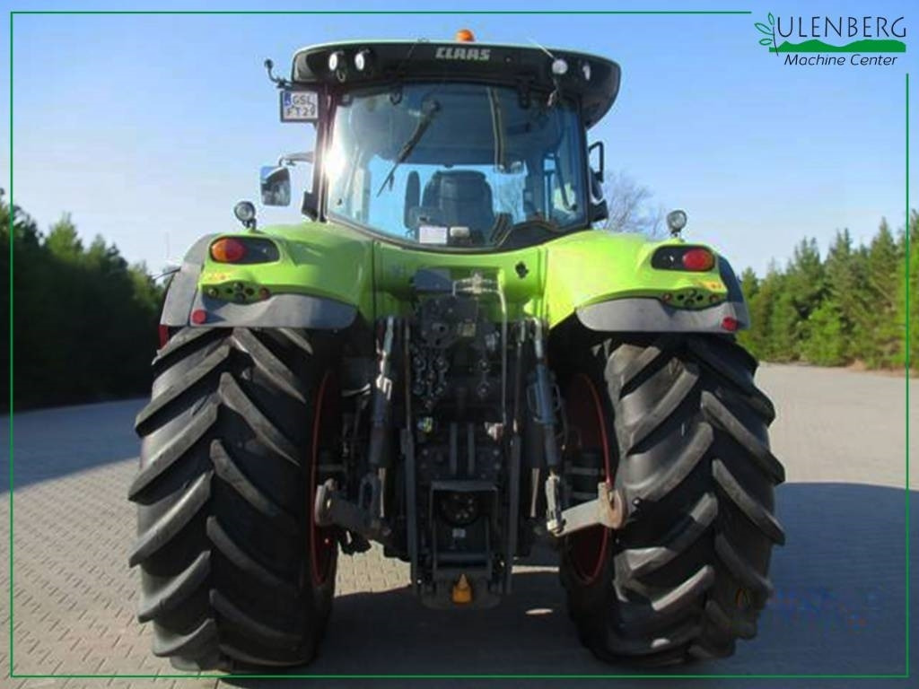 Tractor Claas Axion 810