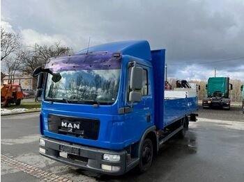 Vrachtwagen met open laadbak MAN TGL 8.220