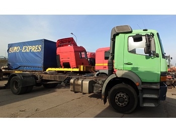 Chassis vrachtwagen MERCEDES-BENZ Atego 1823