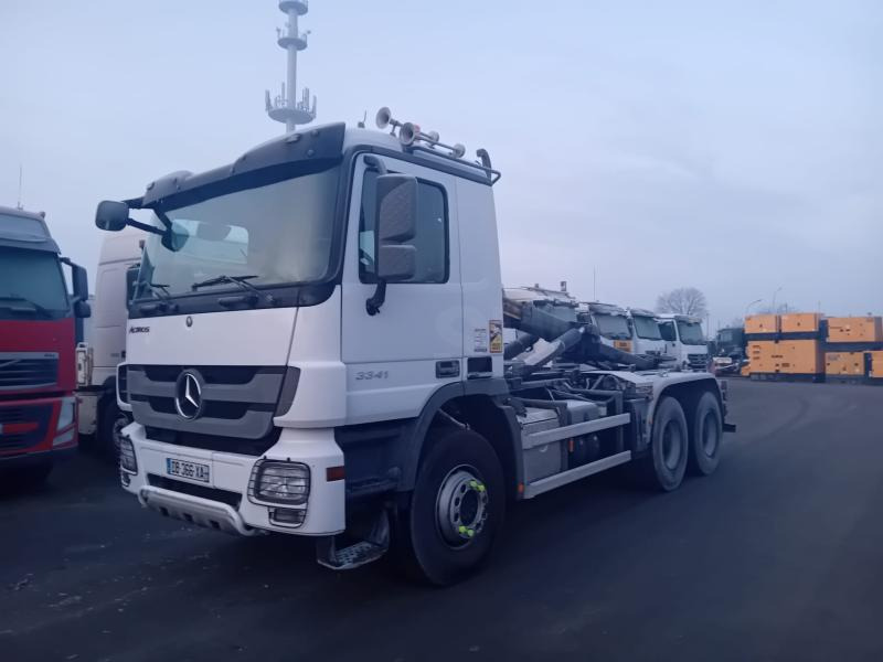 Haakarmsysteem vrachtwagen Mercedes Actros 3341