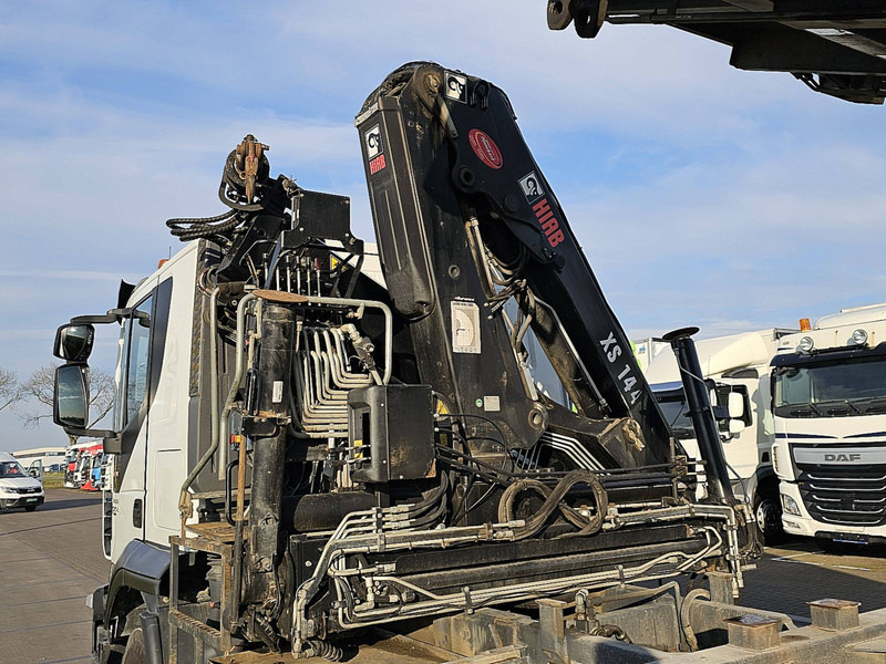 Kipper vrachtwagen Iveco AT260T45 TRAKKER HIAB XS144