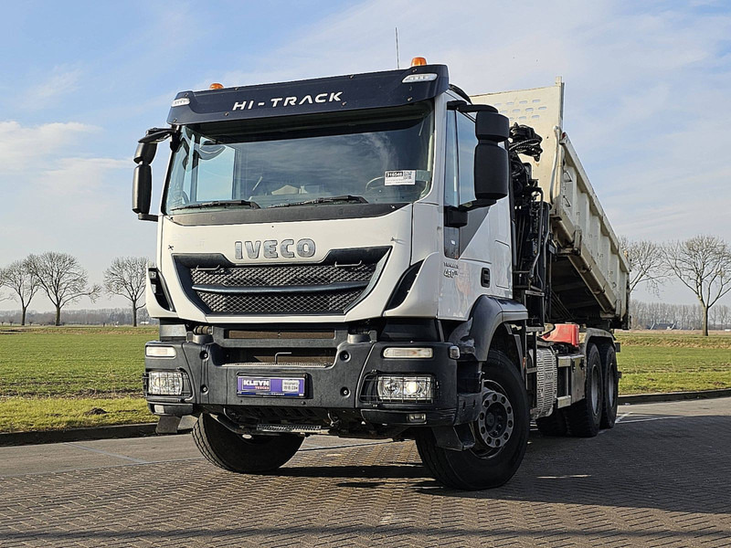 Kipper vrachtwagen Iveco AT260T45 TRAKKER HIAB XS144