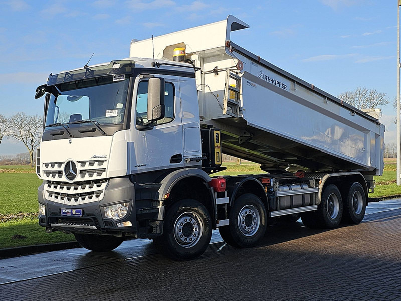 Kipper vrachtwagen Mercedes-Benz AROCS 4245