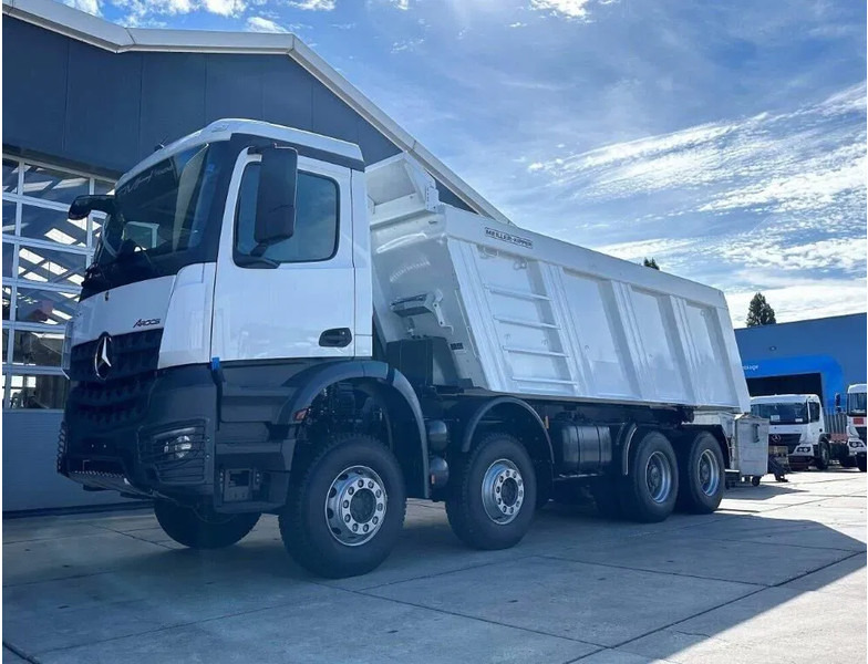 Kipper vrachtwagen Mercedes-Benz Arocs 4140 K 8x4 Meiller Tipper