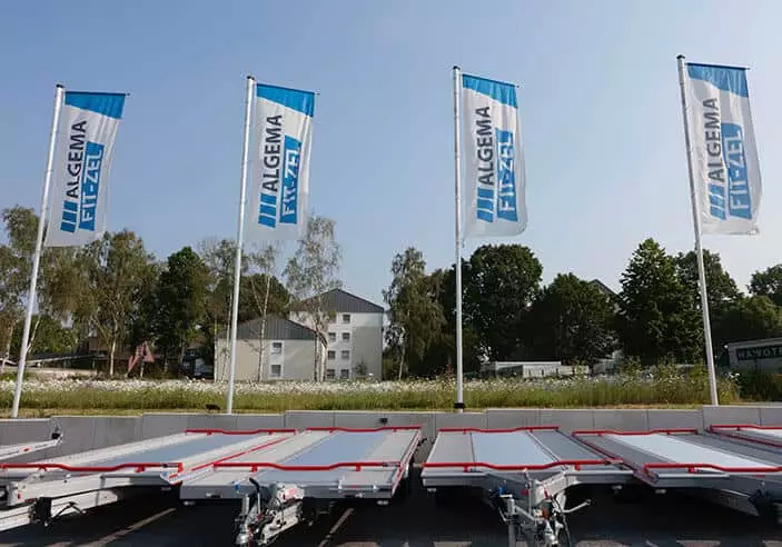 Dipl. Ing. Claus Reher GmbH & Co. KG - Voertuigen te koop undefined: afbeelding 2