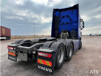 Trekker Newly inspected tractor unit VOLVO FH 62 TT - VIDEO: afbeelding 4 Trekker Newly inspected tractor unit VOLVO FH 62 TT - VIDEO: afbeelding 4