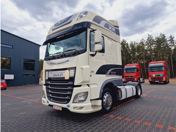 Trekker DAF XF 106 460