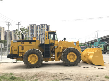 Wiellader KOMATSU WA600-3