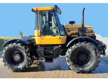 Tractor JCB