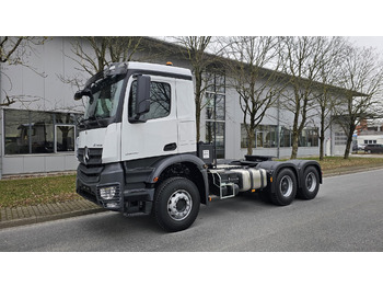 Trekker MERCEDES-BENZ Actros 3340