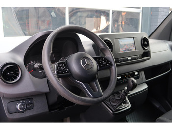 Gesloten bestelwagen Mercedes-Benz Sprinter 319 3.0 V6 CDI L2H2 Mercedes-Benz Sprinter 319 3.0 CDI L2H2 MBUX/ LED/ CAMERA/ 3,5T/ CRUISE/ CLIMA/ TREKHAAK/: afbeelding 2