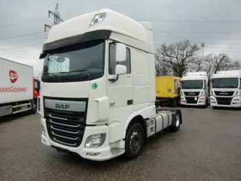 Trekker DAF XF 106 460