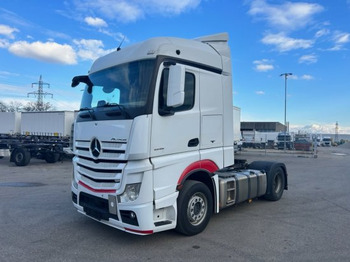 Trekker MERCEDES-BENZ Actros 1845