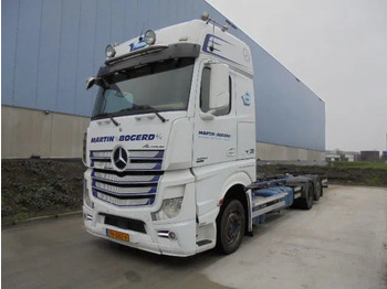 Chassis vrachtwagen MERCEDES-BENZ Actros 2542