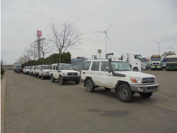 Personenwagen TOYOTA Land Cruiser