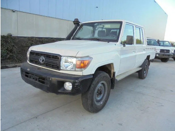 Personenwagen TOYOTA Land Cruiser