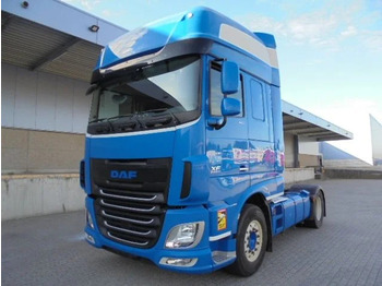 Trekker DAF XF 106 460