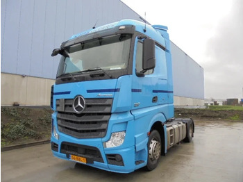 Trekker MERCEDES-BENZ Actros 1842