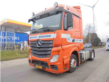 Trekker MERCEDES-BENZ Actros 1842