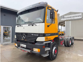 Chassis vrachtwagen MERCEDES-BENZ Actros 3331