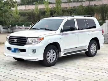 Personenwagen TOYOTA Land Cruiser