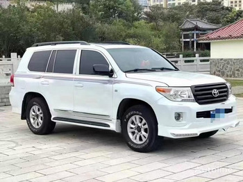 Personenwagen TOYOTA Land Cruiser