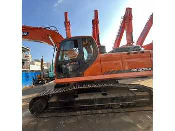 Rupsgraafmachine DOOSAN DX300LC