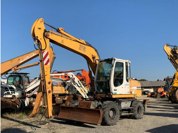 Mobiele graafmachine LIEBHERR