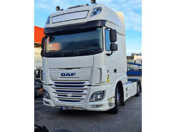 Trekker DAF XF 106 460