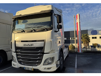 Trekker DAF XF 106 460