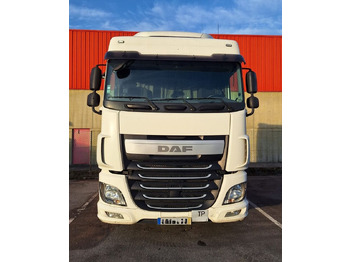 Trekker DAF XF 106 460