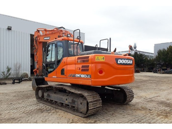 Rupsgraafmachine DOOSAN DX180