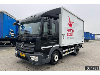 Containertransporter/ Wissellaadbak vrachtwagen MERCEDES-BENZ Atego 916