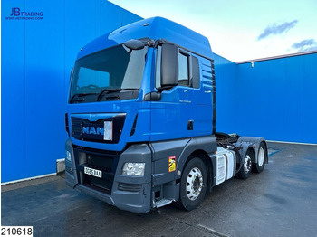 Trekker MAN TGX 24.440