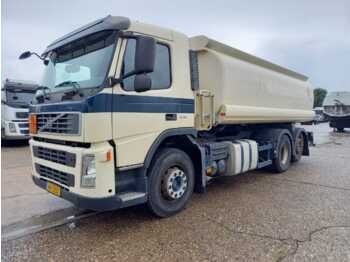 Tankwagen VOLVO FM