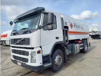 Tankwagen VOLVO FM